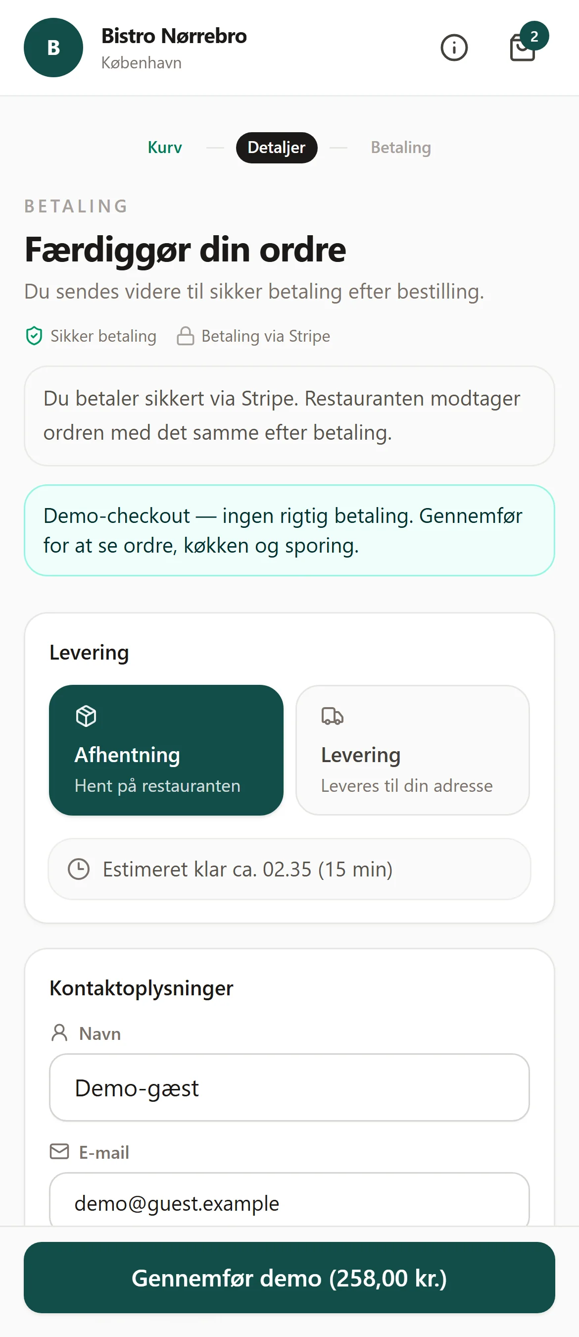 Bistro Nørrebro demo-checkout: ordreoversigt, afhentning eller levering, gæsteoplysninger og samlet pris — uden rigtig betaling
